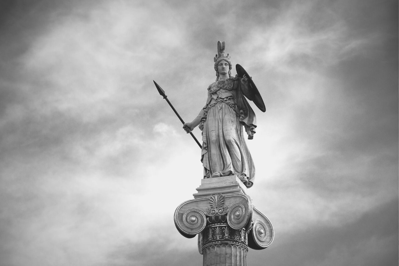 Atenea, a deusa griega da bella inspiración e a guerra