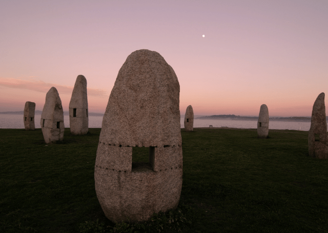 Monumentos do deus celta Cú Chulainn