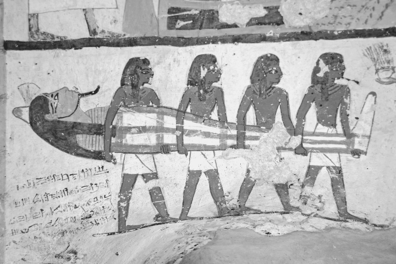 Que classes de Egípcios participavam nos rituais de morte no antigo Egipto?