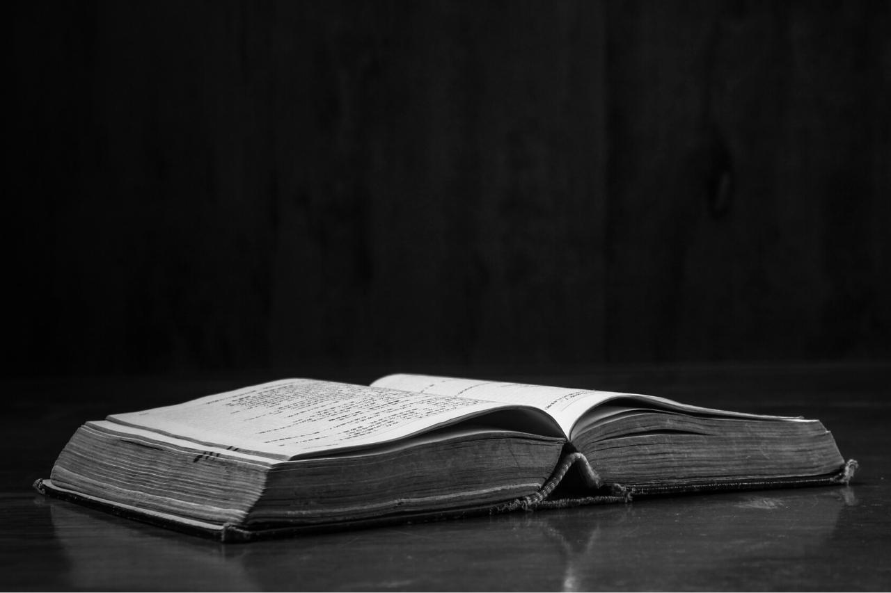 A Bíblia dos Anunnaki: A Antiga Fonte de Magia e Longevidade