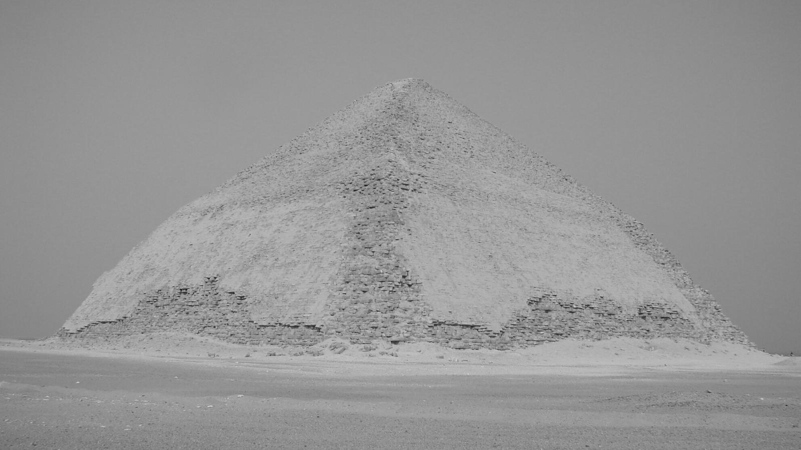 Pirâmide romboidal