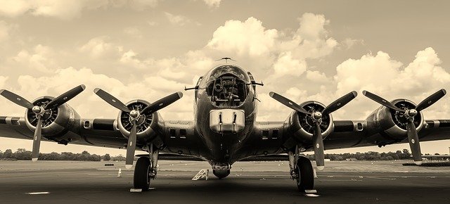 Avião britânico durante a guerra do Canal de Suez