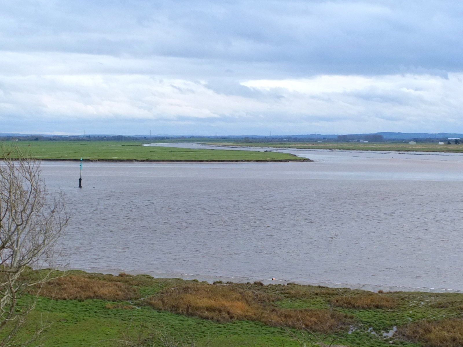 Confluência do rio Douglas com o rio Ribble em Naze Point