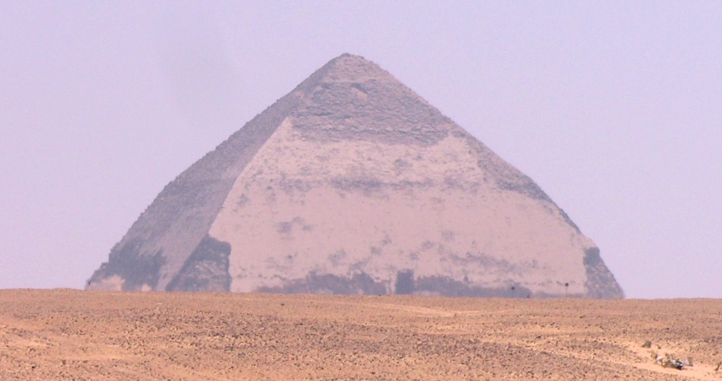 Dahshur - Pirâmide Rombuida - recorte