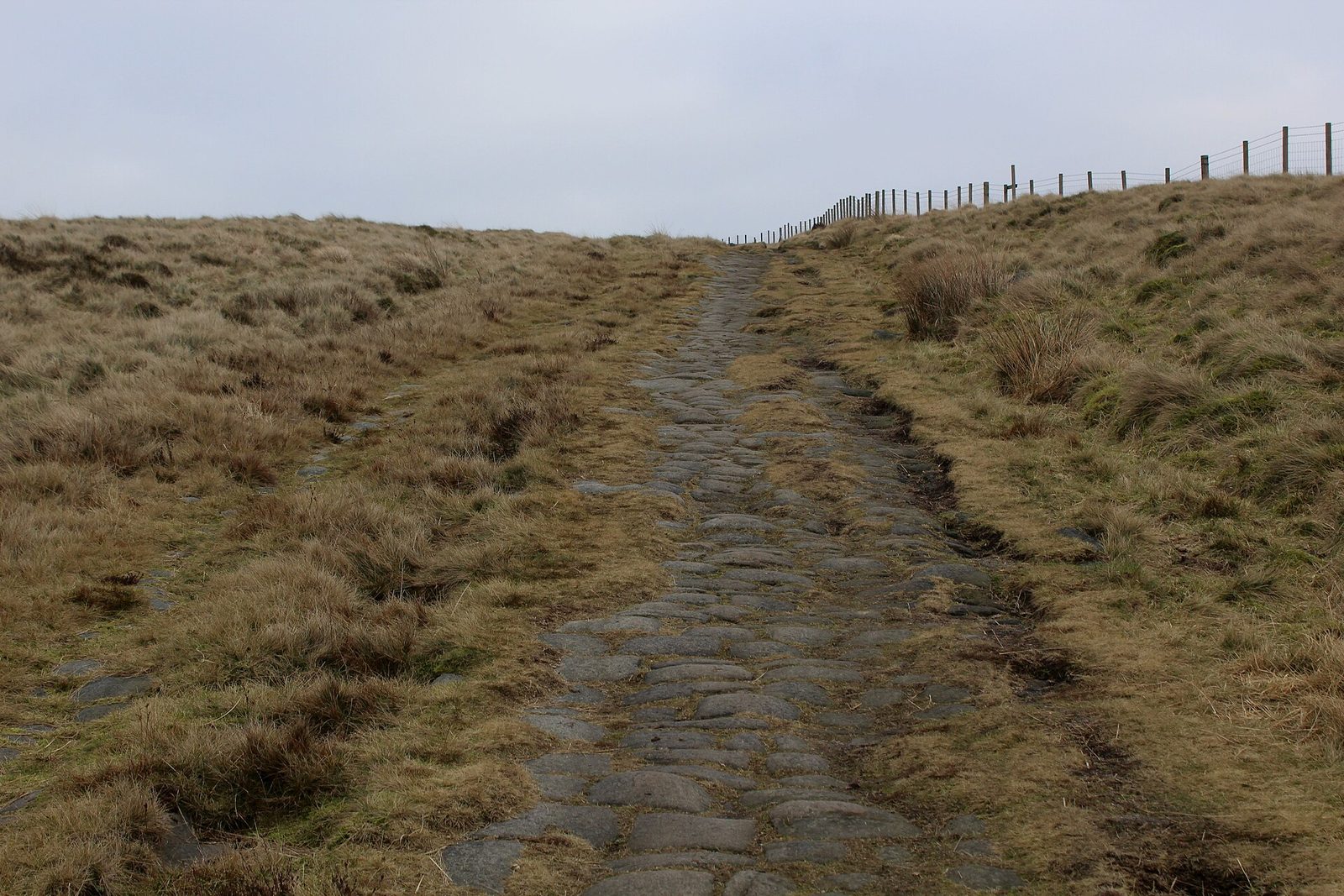 Pennine Way a subir para Blackstone Edge