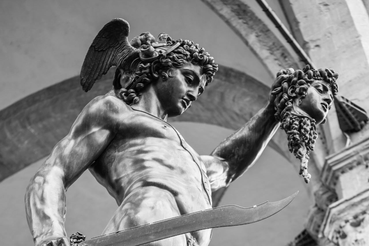 Como morreu Perseu: um relato cativante de vingança