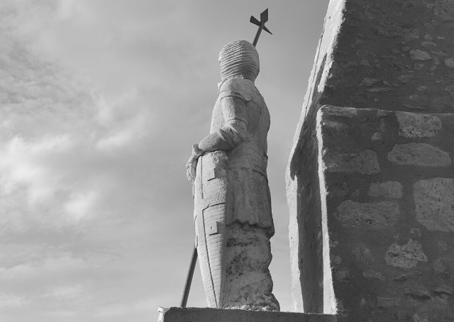 Monumento de cruzado medieval