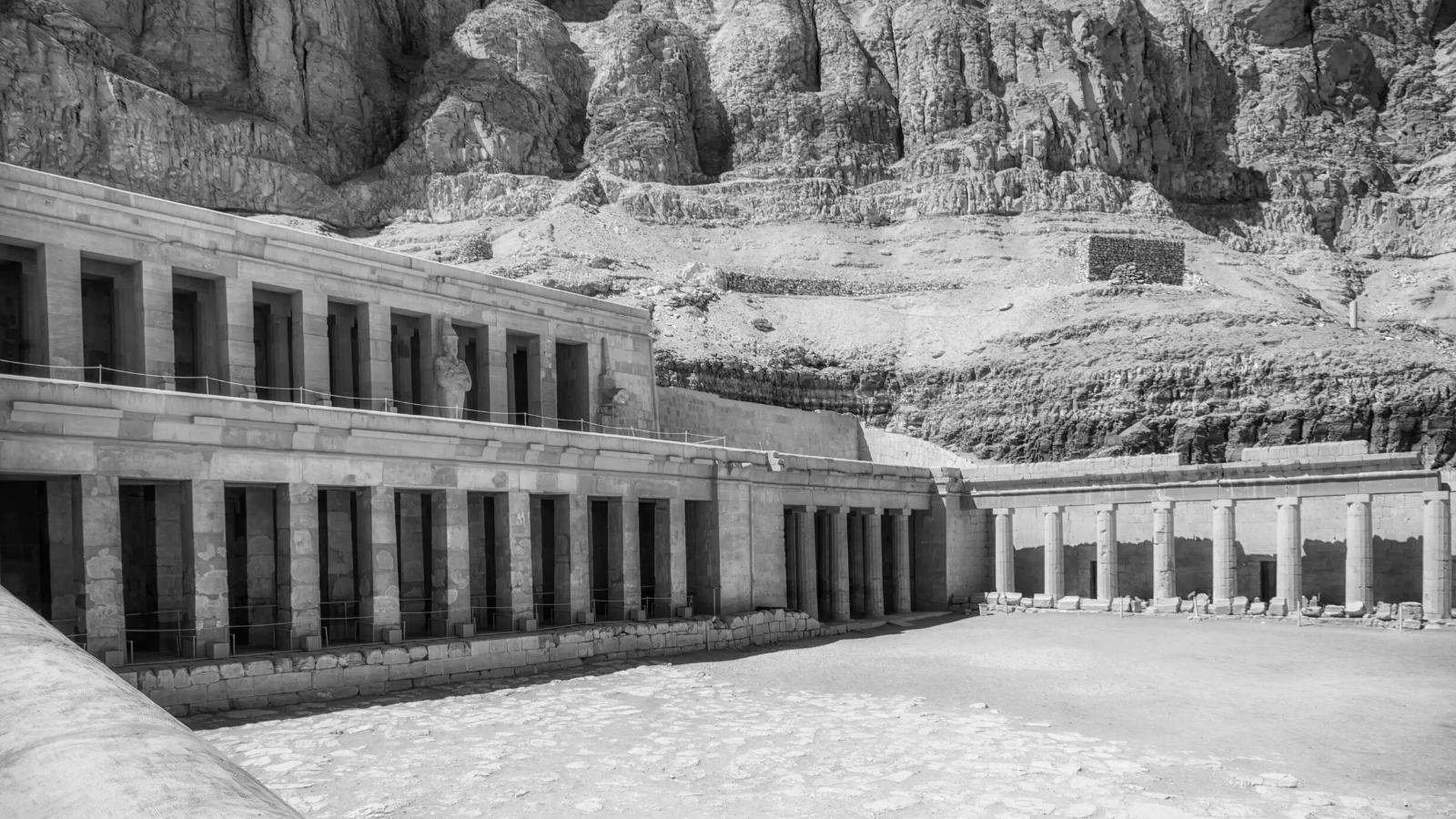 Senenmut (Senemut) — arquitecto-chefe e tutor de Hatshepsut