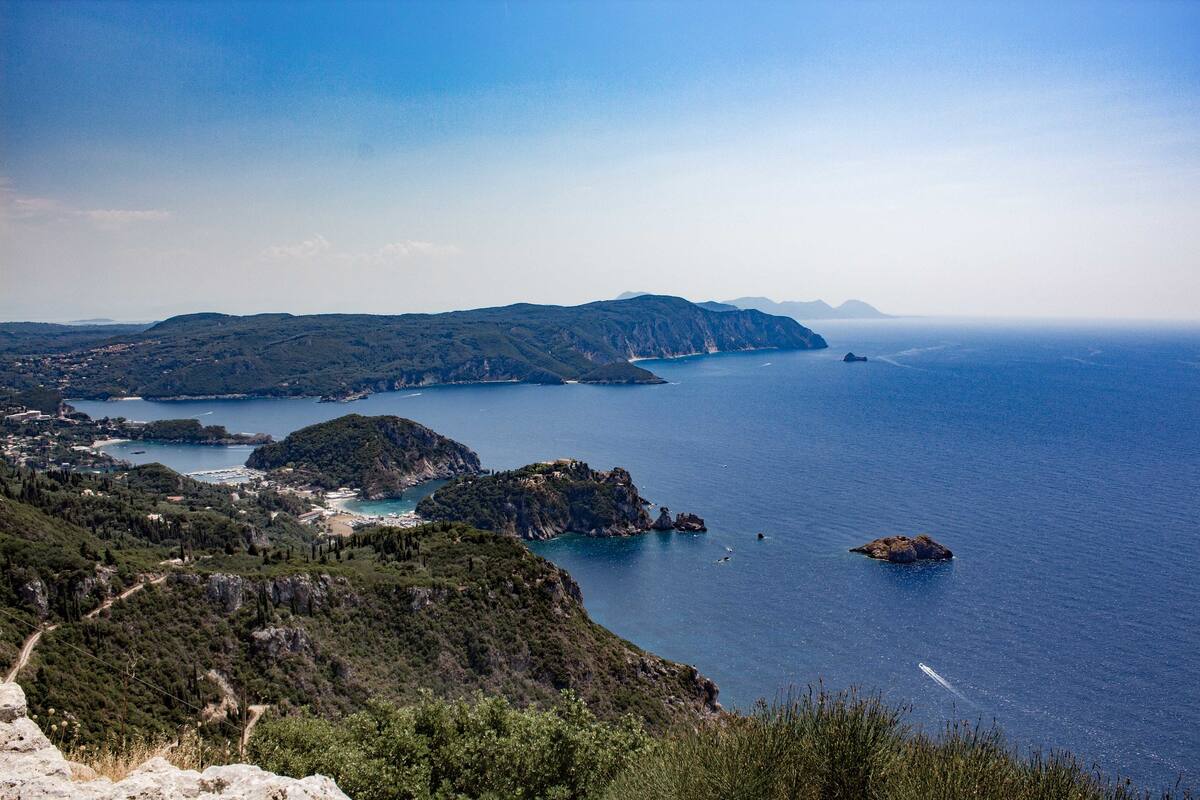 Vista de Corfu, a provável ilha de Scheria