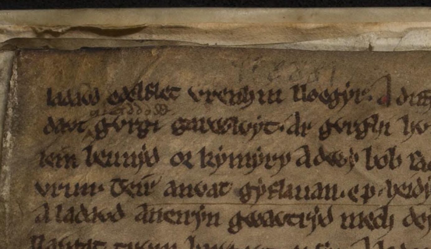 Uma versão das Tríades Galesas, do manuscrito Peniarth 16, fólio 52r, mostrando ‘Edelflet’ (Etelfrido) na primeira linha